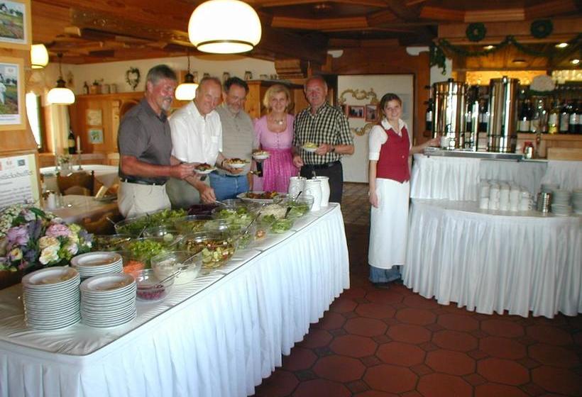 Kurhotel Würdinger Hof 12