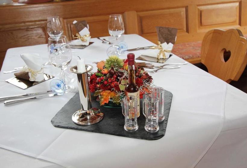 Hotel Hauensteinerhof 11