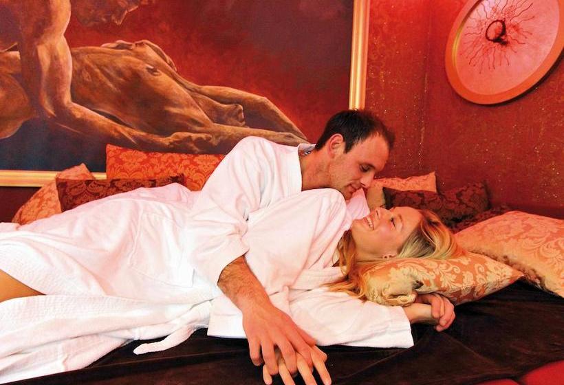 Kristall & Vitalhotel Bergknappenhof 10