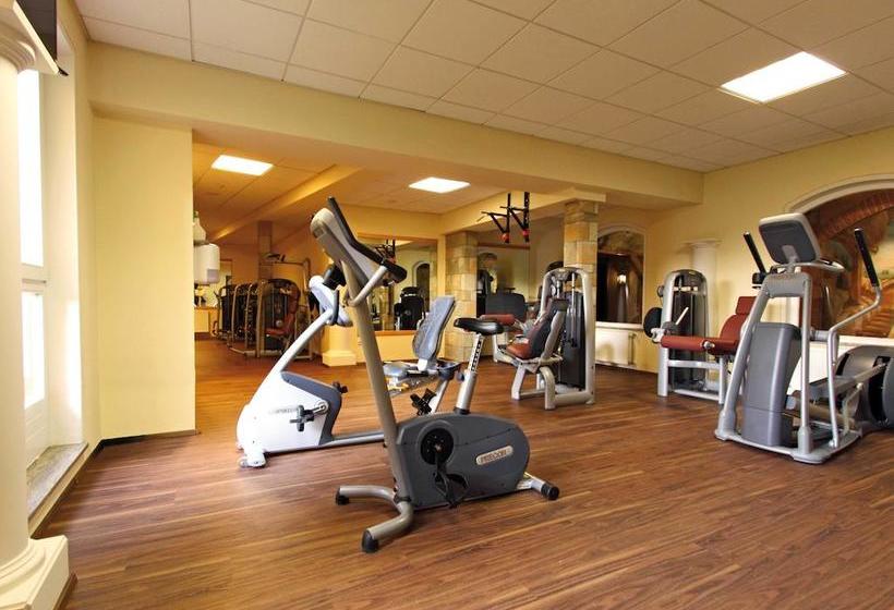 Kristall & Vitalhotel Bergknappenhof 9