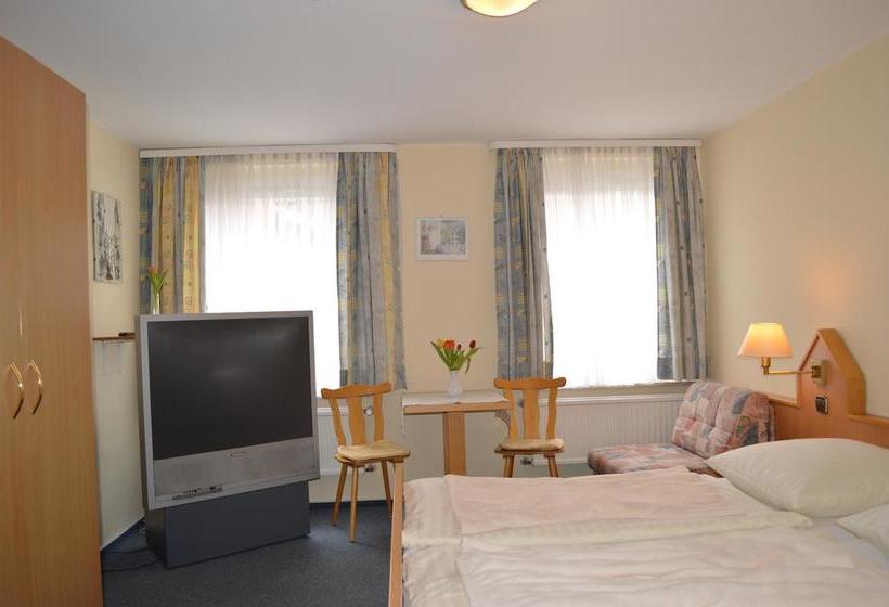 Hotel Zum Lieben Augustin 1