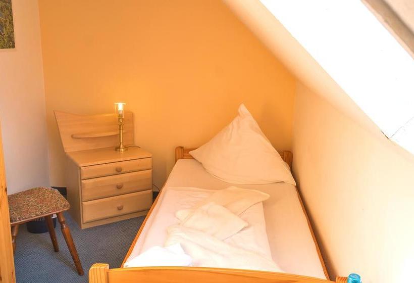 Hotel Zum Lieben Augustin 7