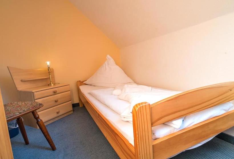 Hotel Zum Lieben Augustin 9