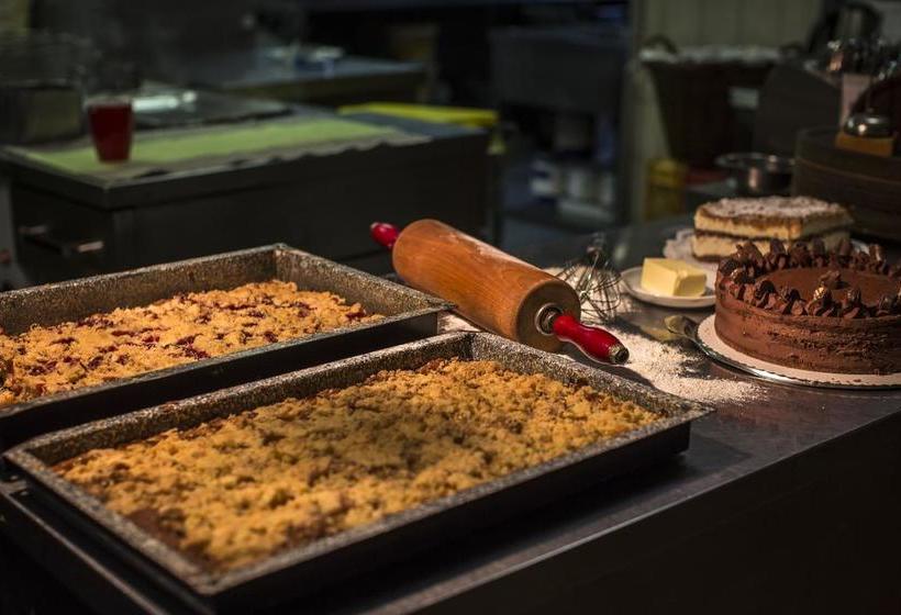 Hotel Weinhaus Kreuter 10