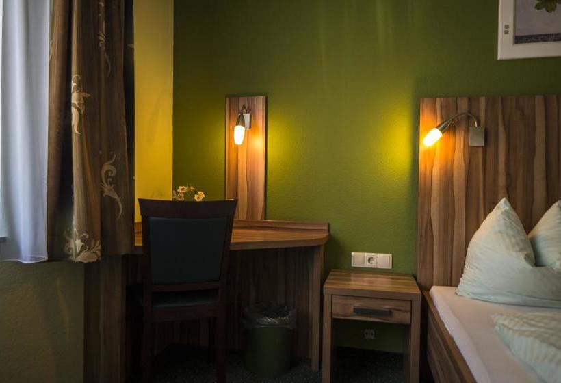 Hotel Weinhaus Kreuter 12