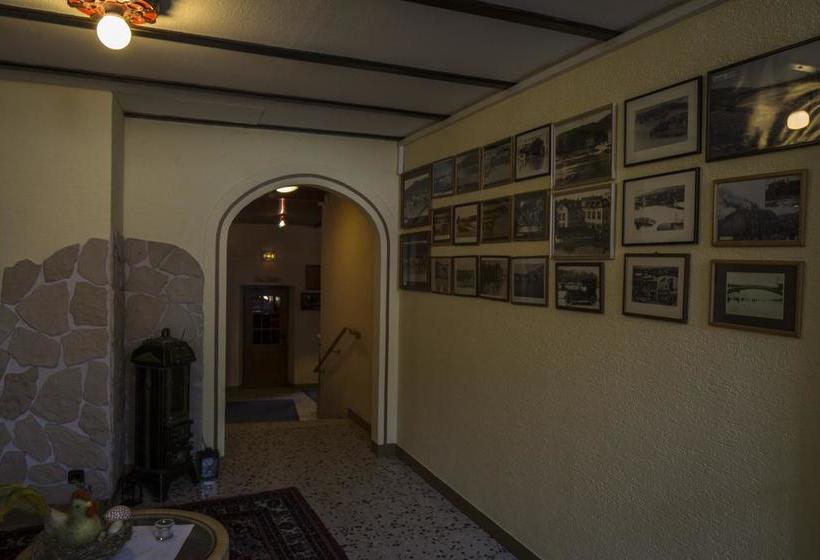 Hotel Weinhaus Kreuter 13