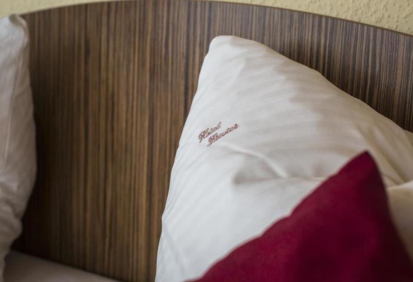 Hotel Weinhaus Kreuter 7