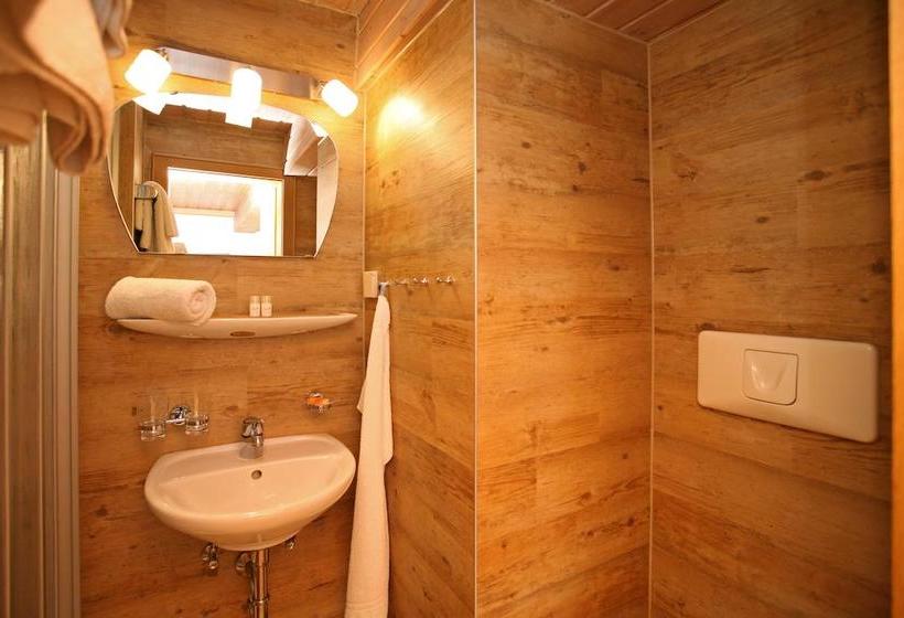 Hotel Beim Nuihausa 17