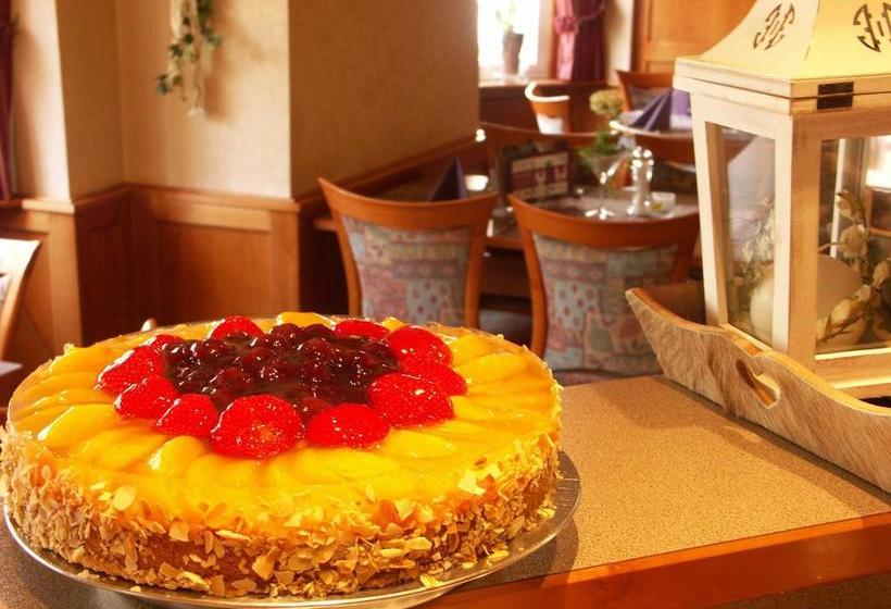 Hotel Und Ferienwohnungen Clemens 5