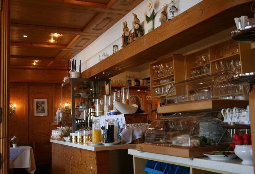 Hotel Strand Cafe Meersburg 17