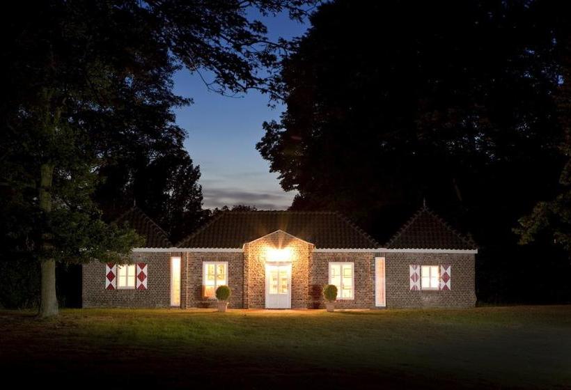 Hotel Schloss Hertefeld 16