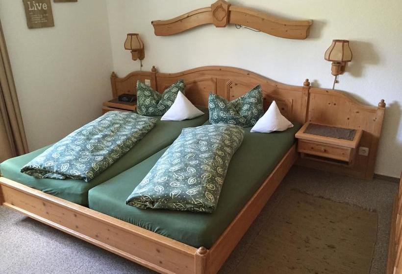 Ferienhotel Barmsee 10