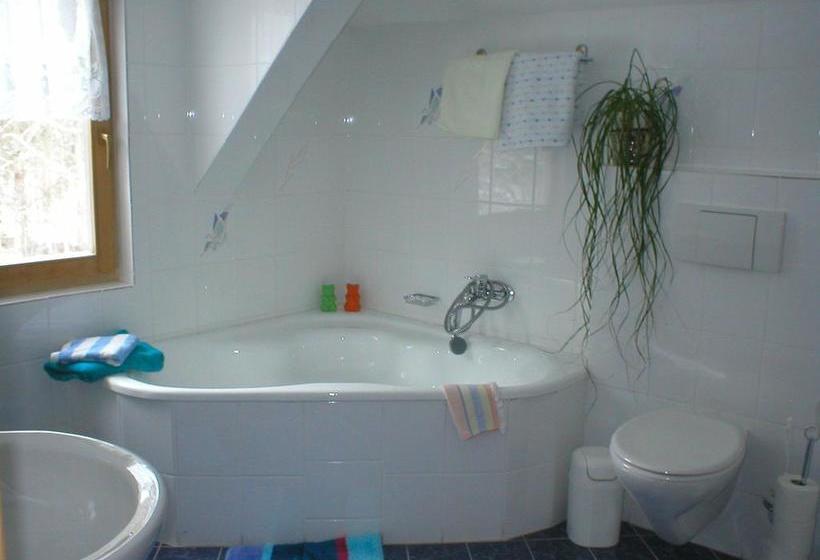 Ferienhotel Barmsee 18