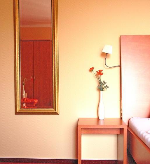 Hotel Café Ernst 10