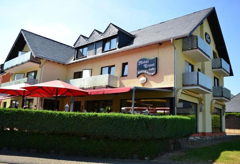 Hotel Café Ernst 18