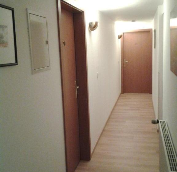 Hotel Altes Wirtshaus 11