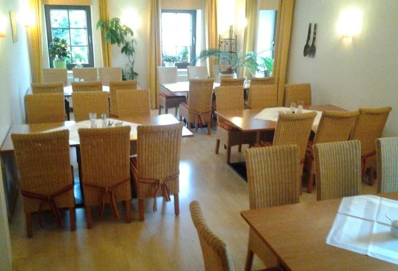 Hotel Altes Wirtshaus 12