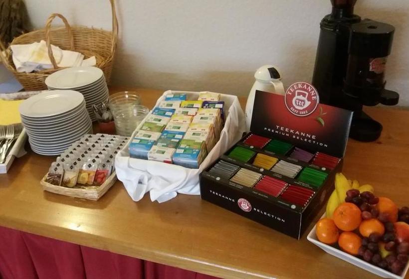 Hotel Altes Wirtshaus 13