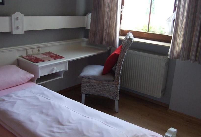 Hotel Bayerischer Hof 13