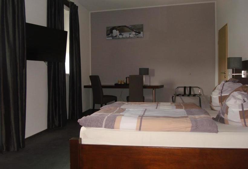 Hotel Restaurant Fritz 11