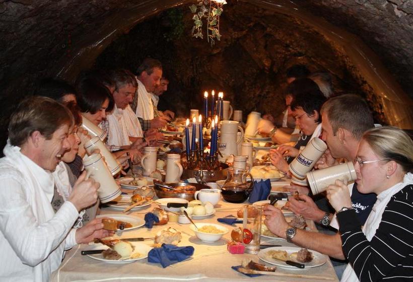 Hotel Gasthof Zur Krone 5