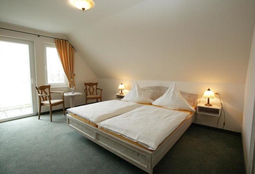 Hotel Berggasthof Zur Glocke 7