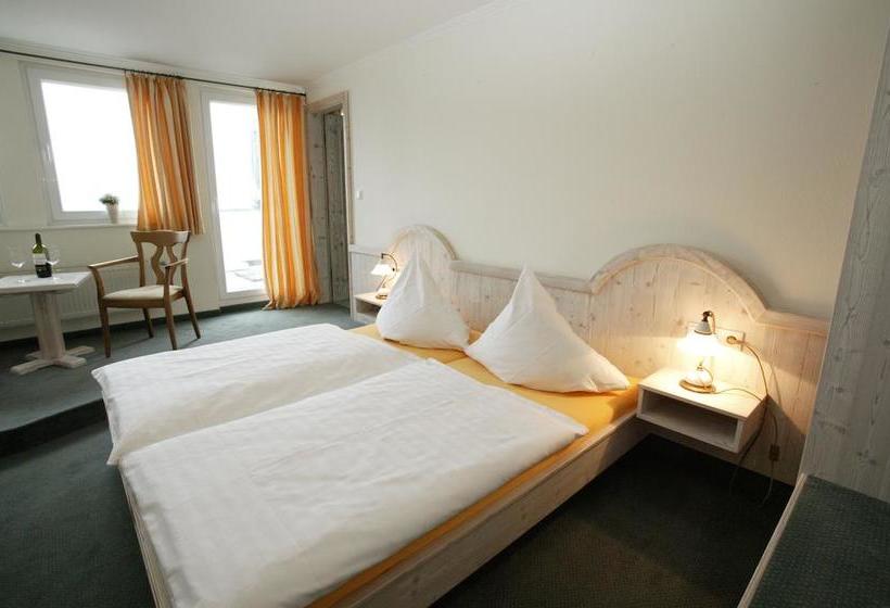 Hotel Berggasthof Zur Glocke 8