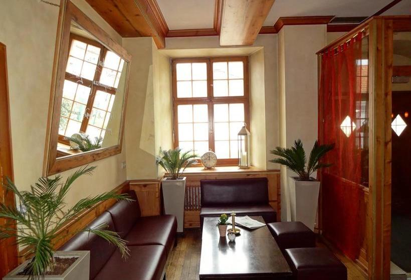 Hotel Gasthaus Schützen 13