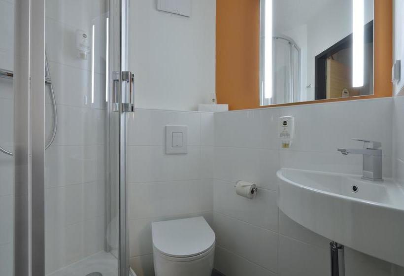 B&b Hotel Freiburgnord 1