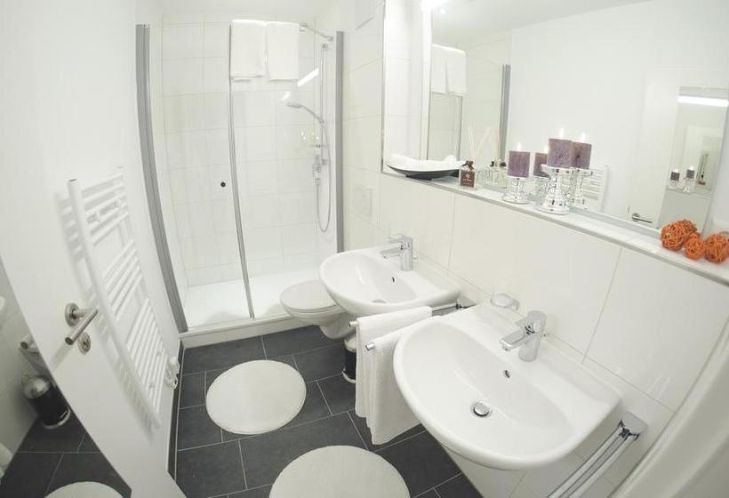 Hotel Café & Restaurant Mokkas 13