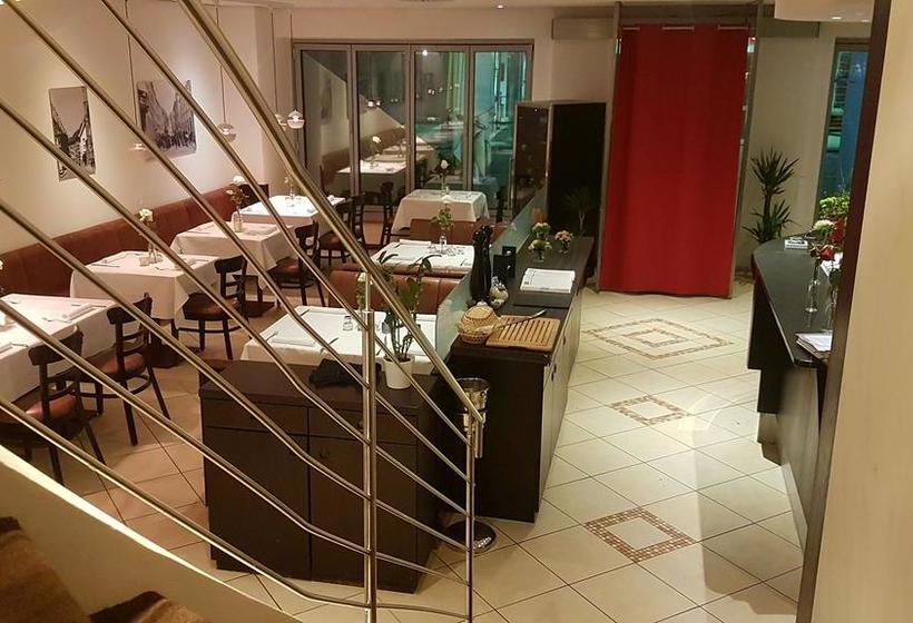 Hotel Café & Restaurant Mokkas 14