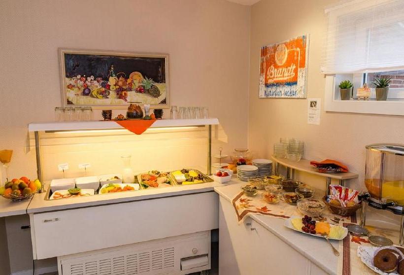 Hotel Restaurant Conni 12