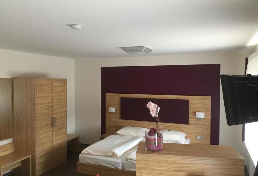 Hotel Restaurant Conni 13