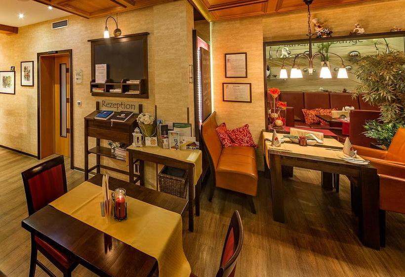 Hotel Gastund Weinhaus Burkard 1