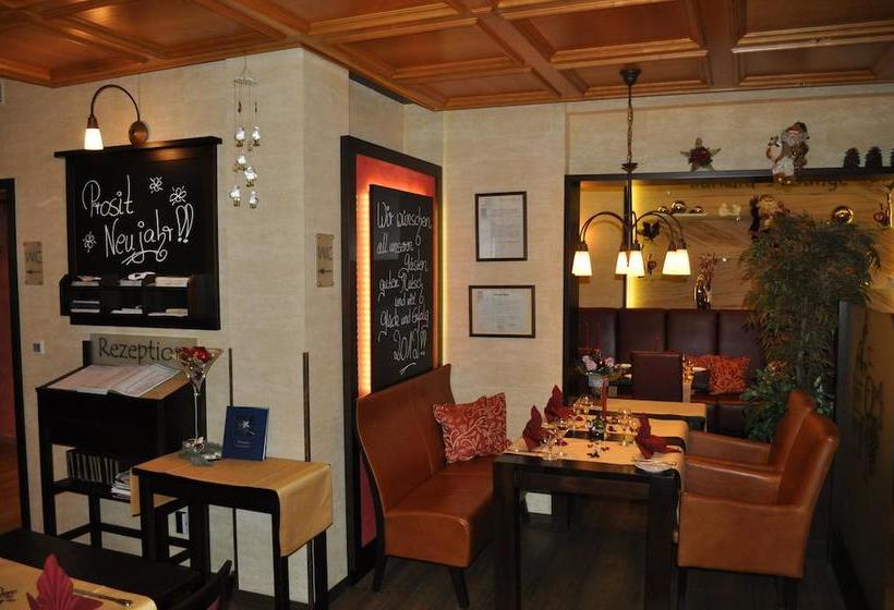 Hotel Gastund Weinhaus Burkard 18