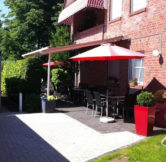 Stadthotel Am Bühnenhaus 6