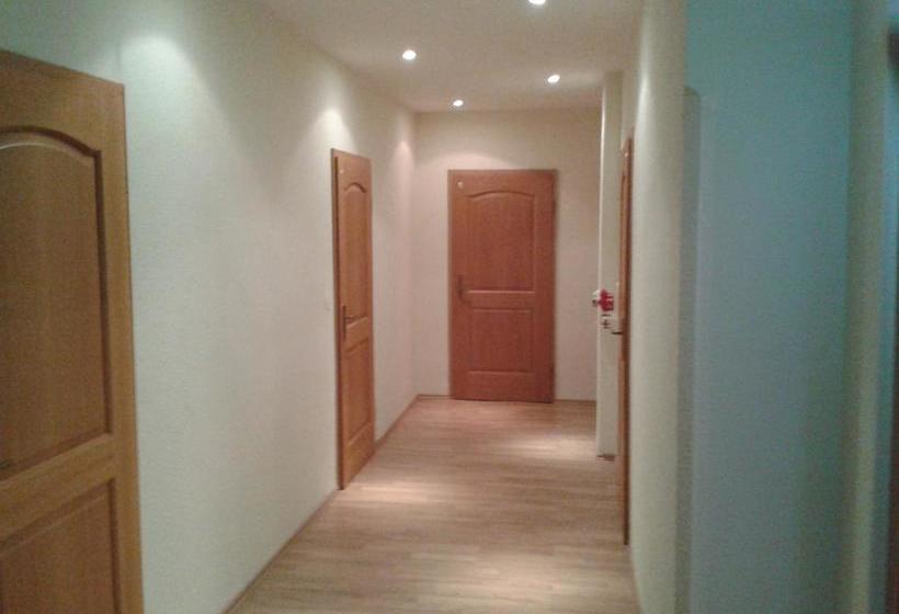 Hotel Pension Vesta 10