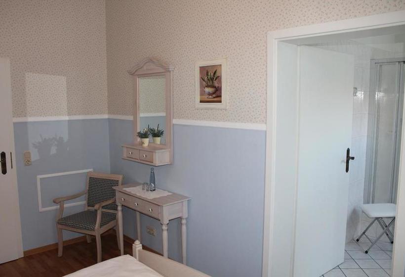 Hotel Restaurant Zur Post 12