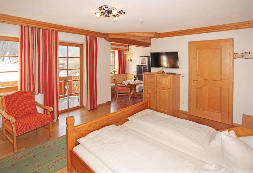 Hotel Alpenhof Krün 14