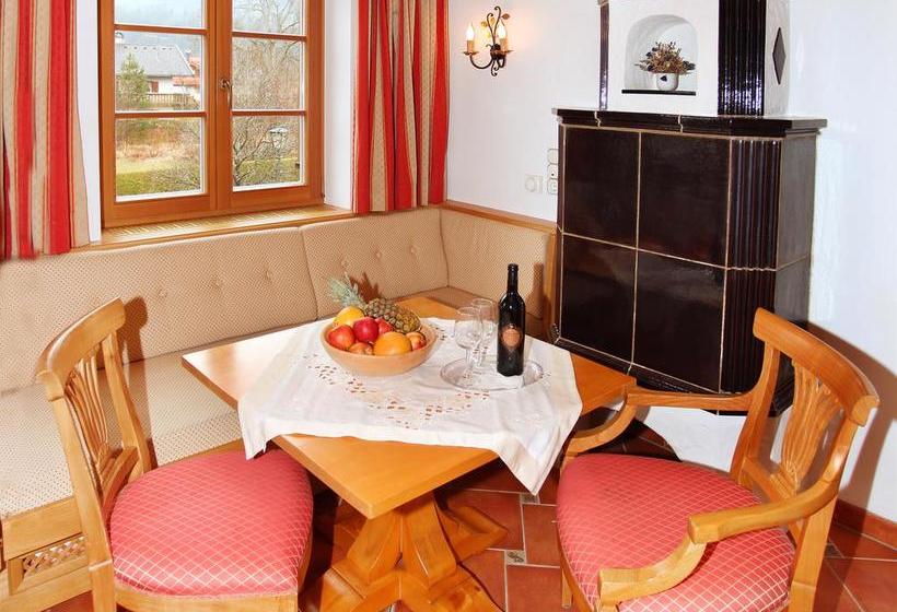 Hotel Alpenhof Krün 18