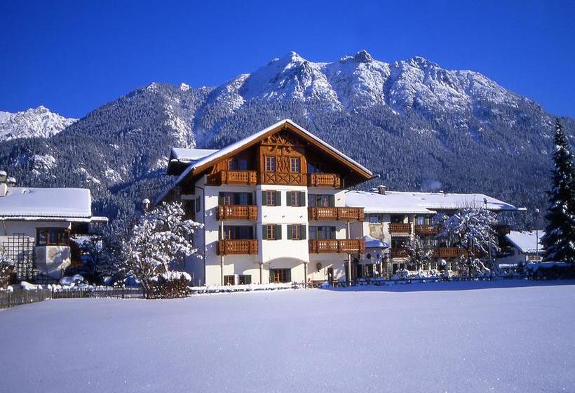 Hotel Alpenhof Krün 2