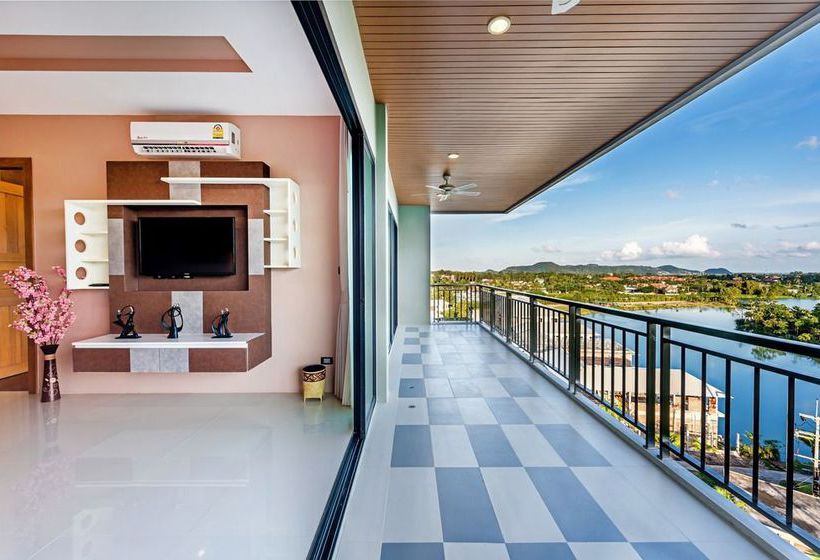 Hotel Chalong Miracle Lakeview Resort & Spa 3