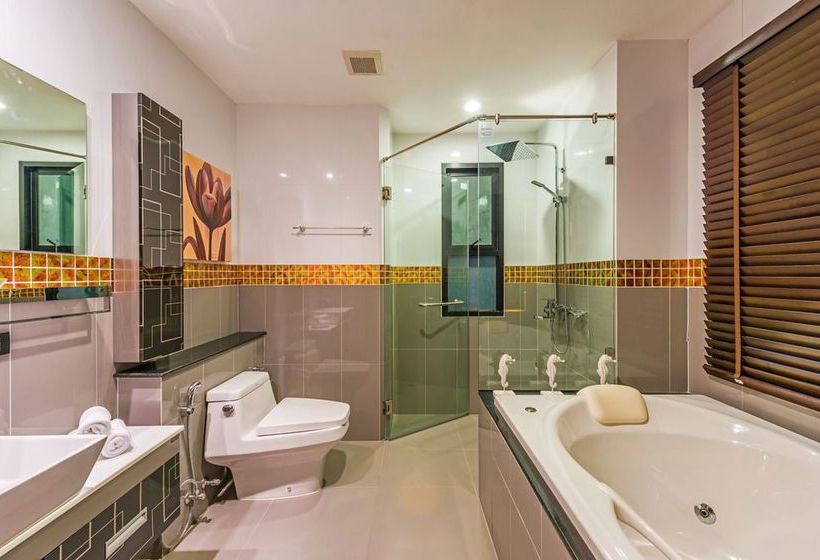 Hotel Chalong Miracle Lakeview Resort & Spa 9