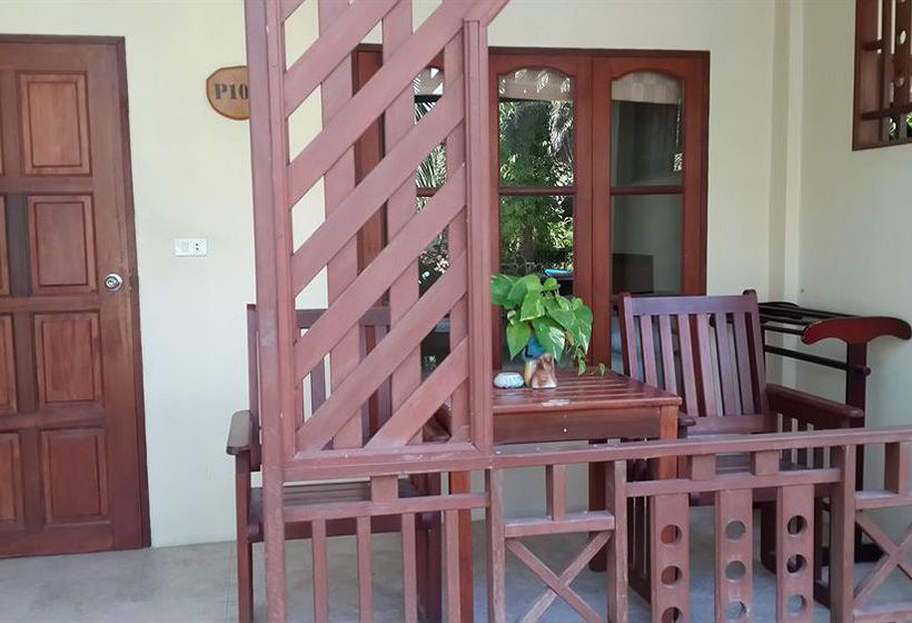 Resort Rattana Guesthouse & Bungalow 1