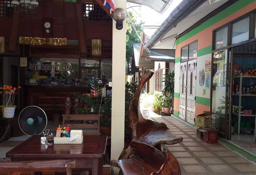 Resort Rattana Guesthouse & Bungalow 12