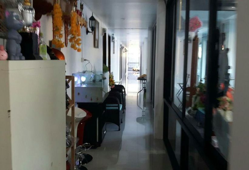 Hotel Ruang Thong Residence 12
