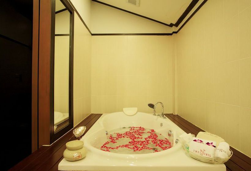 The Iris Pool Villa 16