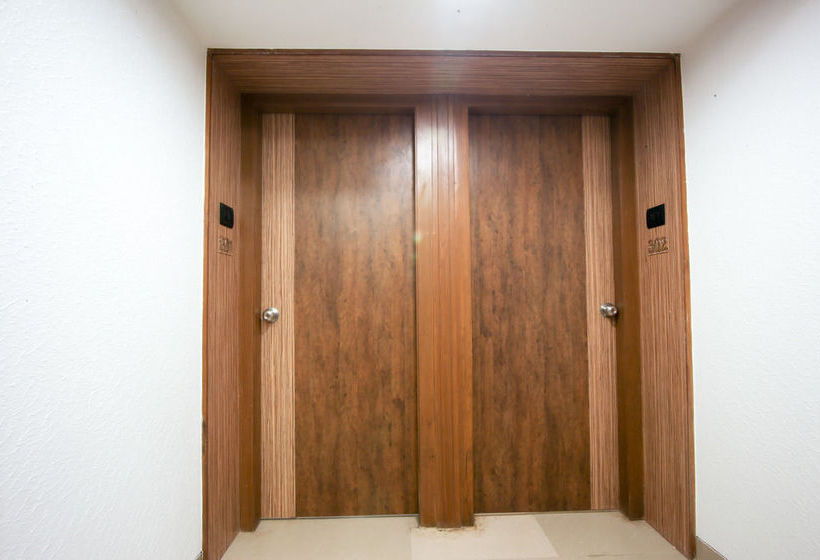 Hotel Golden Chariot The Boutique 1