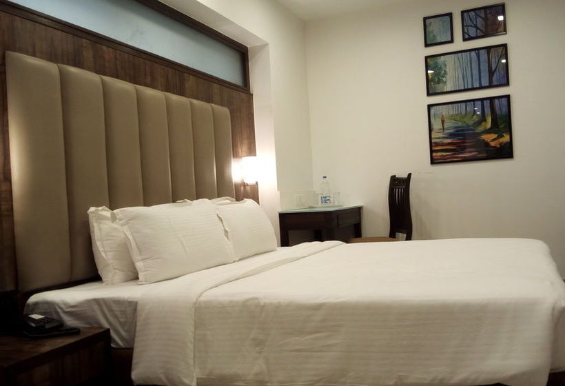 Hotel Golden Chariot The Boutique 2