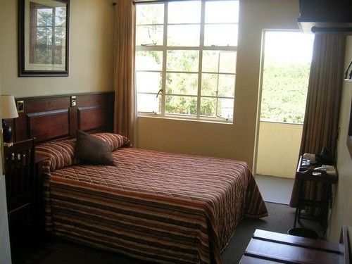 Hotel Howick Falls 11